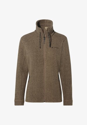 Giacca in pile marrone con colletto alto, zip frontale e cordoncino. Presenta due tasche laterali e una sottile trama testurizzata.