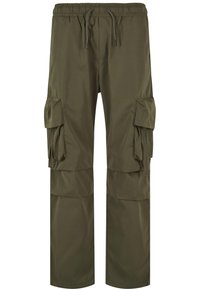 Pantalones cargo de color verde oliva con cinturilla elástica, cordón ajustable y múltiples bolsillos laterales. Fabricados con un tejido liso y ligero.