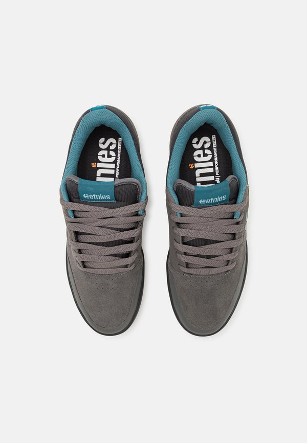 MARANA UNISEX - Skate shoes2