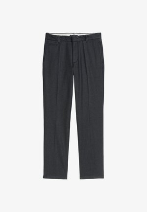 Ciemnoszare, dopasowane spodnie wykonane z miękkiej tkaniny, z płaskim przodem, bocznymi kieszeniami oraz subtelnym kantem wzdłuż nóg, zapewniające elegancki wygląd.