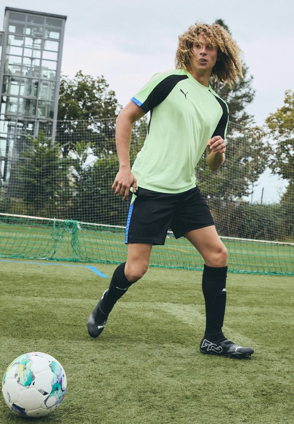 INDIVIDUALLIGA - Sports T-shirt - fizzy apple2