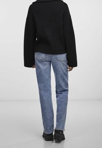 Pieces Sweter