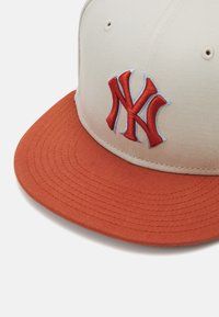 New Era PATCH FIFTY UNISEX - Cap - beige