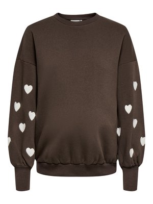 Mørkebrun langærmet sweatshirt med hvide hjertermønstre spredt langs begge ærmer samt ribstrikkede manchetter og kant.