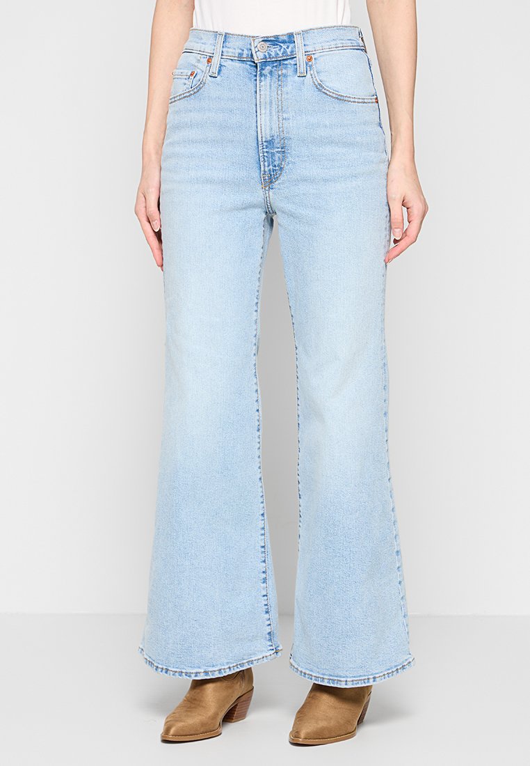 Levi’s® Flared Jeans lichtblauw