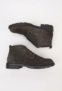 IMAC Botines con cordones - brown