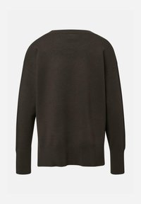 Ciemnobrązowy sweter z dzianiny, charakteryzujący się luźnym krojem, okrągłym dekoltem i ściągaczami na rękawach. Tył jest gładki, bez widocznych ozdób.