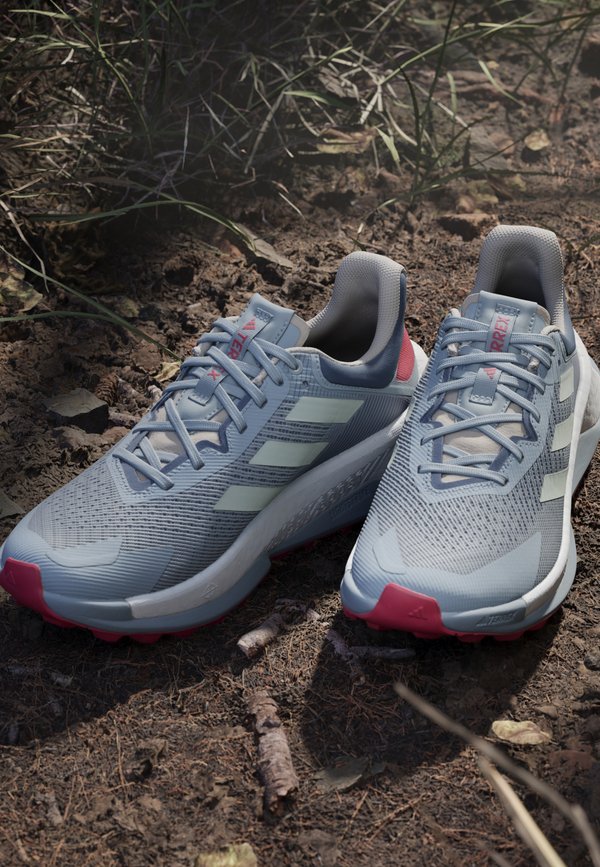 SOULSTRIDE ULTRA - Trail running shoes2