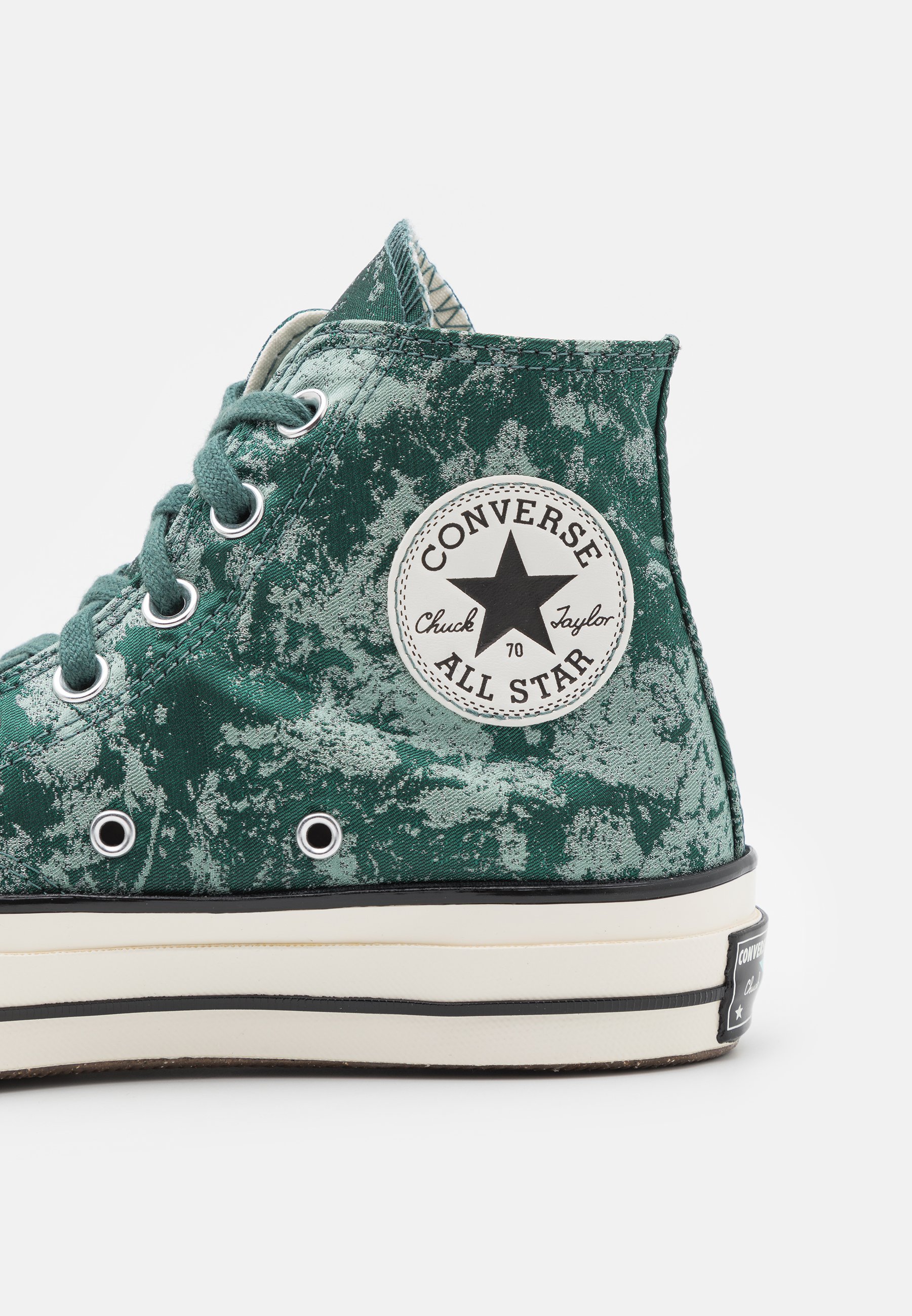 pine green converse