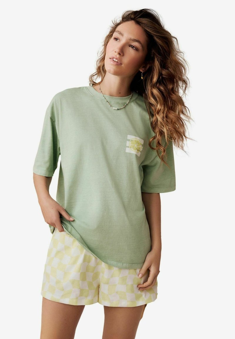 Next GRAPHIC SET - Pyžamová sada - sage green lemons