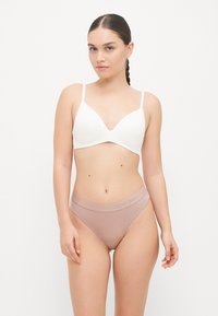 Organic Basics SOFT TOUCH THONG - Tango nohavičky - dusty rose