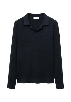 Suéter de punto en azul marino con cuello tipo polo, mangas largas, textura suave y dobladillo que se curva ligeramente hacia arriba. Diseño ligero y casual.