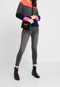 Banana Republic Maglione - pink