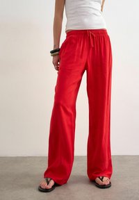 Sélectionné, bright red