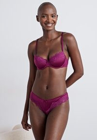 Hunkemöller SHINE DEEP - Īsās apakšbikses - magenta purple