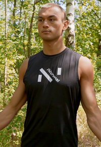 NNormal RACE UNISEX czarny