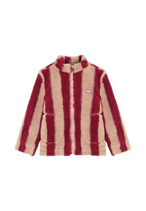Fleecejacke mit vertikalen breiten Streifen in Rot und Beige, Frontreißverschluss, zwei Fronttaschen und einem kleinen Logopatch auf der Brust.
