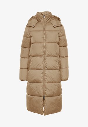 Rudas pūkuotasis švarkas su aukštu apykakle, užtrauktuku ir nuimamu kapu. Audinys turi lygią, blizgią tekstūrą ir siuvinėtas modelio dalis.