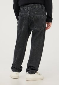 Terranova - Jeansy Straight Leg