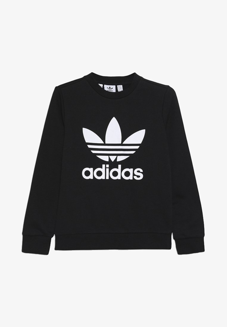 Černá mikina vyrobená z měkké látky, má na přední straně velké bílé logo Adidas se třemi pruhy a designem trojlístku.
