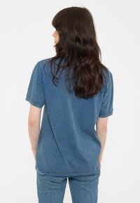 Paradiso Clothing GREEN DAY AMERICAN - Print T-shirt - blue