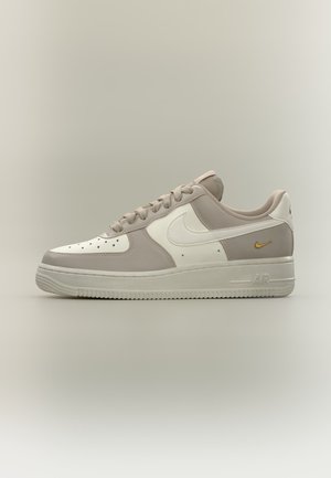 Nike Sportswear AIR FORCE 1 CRSNT - Αθλητικά παπούτσια - cream/sail/metallic gold-colored
