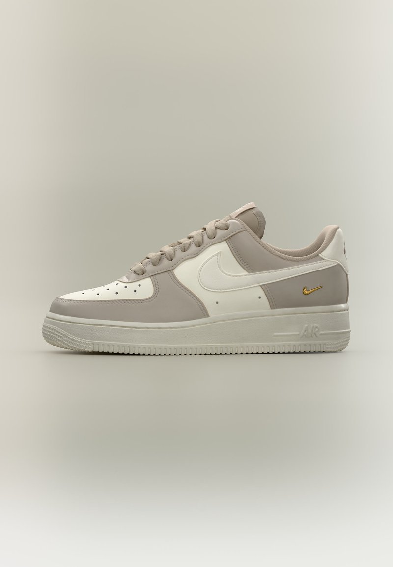 AIR FORCE cream/sail/metallic gold-colored/beige