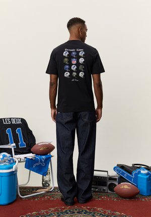 Les Deux, NFL HELMET - Тениска с щампа - black