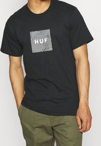 HUF Triko s potiskem - black