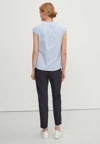 comma Bluse - light blue