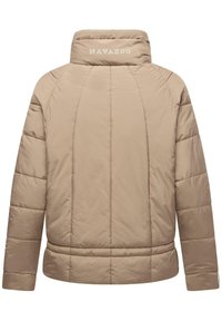 Beige pufferjack met een hoge kraag, gestikte panelen en een logo op de nek. Beschikt over een aangesloten zoom en een gewatteerde textuur.