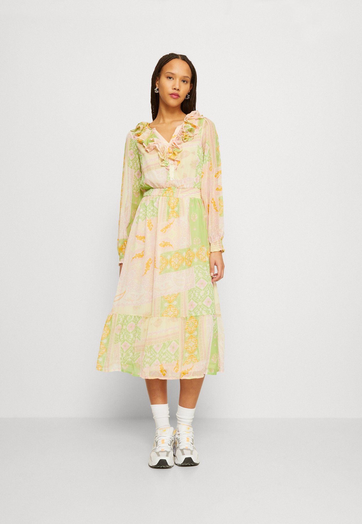ONLSTELLA PATCH MIDI DRESS