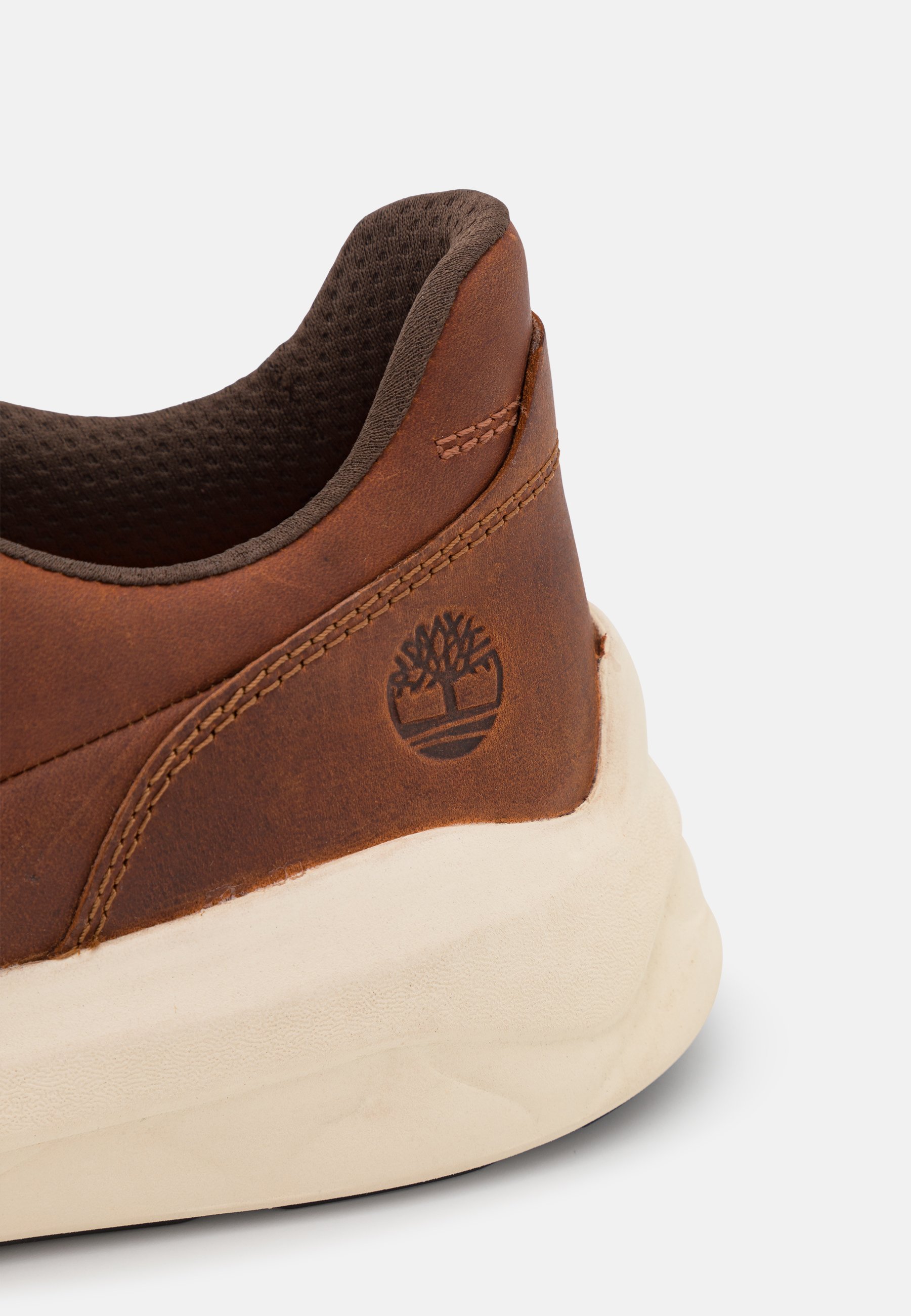 brown timberland trainers