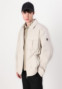Belstaff DROME - Suvejakk - stone beige