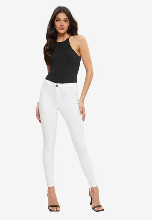 HIGH WAISTED PETITE  - Džínsy skinny fit - white