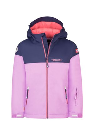 Lila und marineblaue wasserdichte Jacke mit pinkem Innenfutter, Reißverschluss vorne, verstellbarem Kapuzen und seitlichen Taschen mit Reißverschlüssen. Mit Logo- und Flaggen-Applikation.