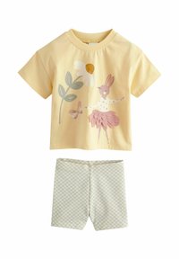 Unselected, yellow pretty bunny