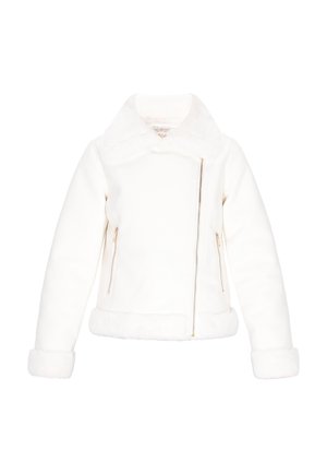 Witte nepleerjas gevoerd met faux fur, met een asymmetrische ritssluiting en ritszakken opzij, voorzien van een brede kraag en een bontafwerking op de manchetten en de zoom.