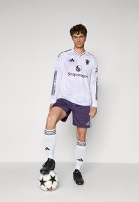 adidas Performance MANCHESTER UNITED AWAY JERSEY AUTHENTIC LONGSLEEVE - Vartininko marškinėliai - white