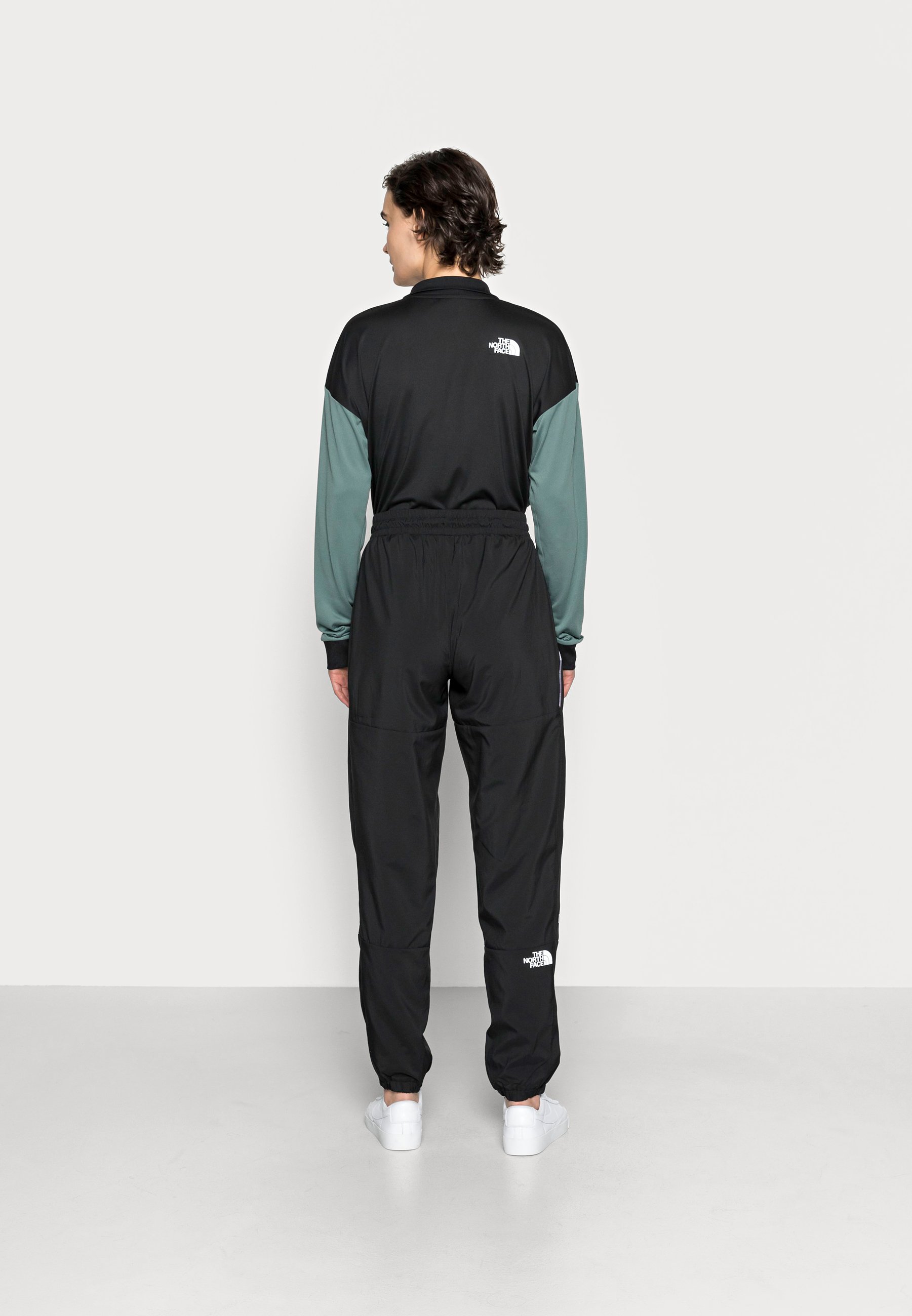 nike wind pant