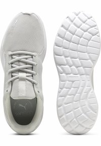 Puma SOFTRIDE COSMIC SNEAKERS - Sportcipő - glacial gray- white