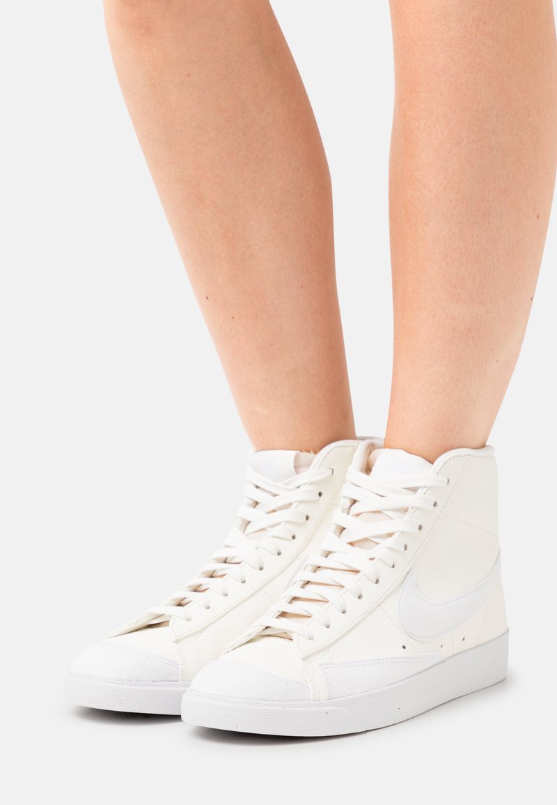 Nike Sportswear W BLAZER MID '77 BETTER - Sapatilhas de cano alto - sail/white