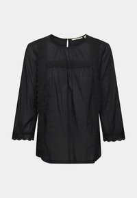 Blouse noire à manches longues avec col rond, bordure en dentelle sur le devant et aux poignets, et plis verticaux délicats sur un tissu léger.