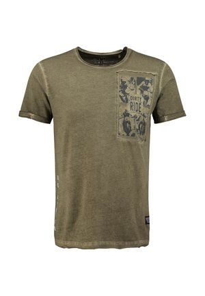 T-shirt vert olive à manches courtes avec revers de manches, écusson graphique devant affichant des scènes de motocross et le texte "DIRTY RIDE".