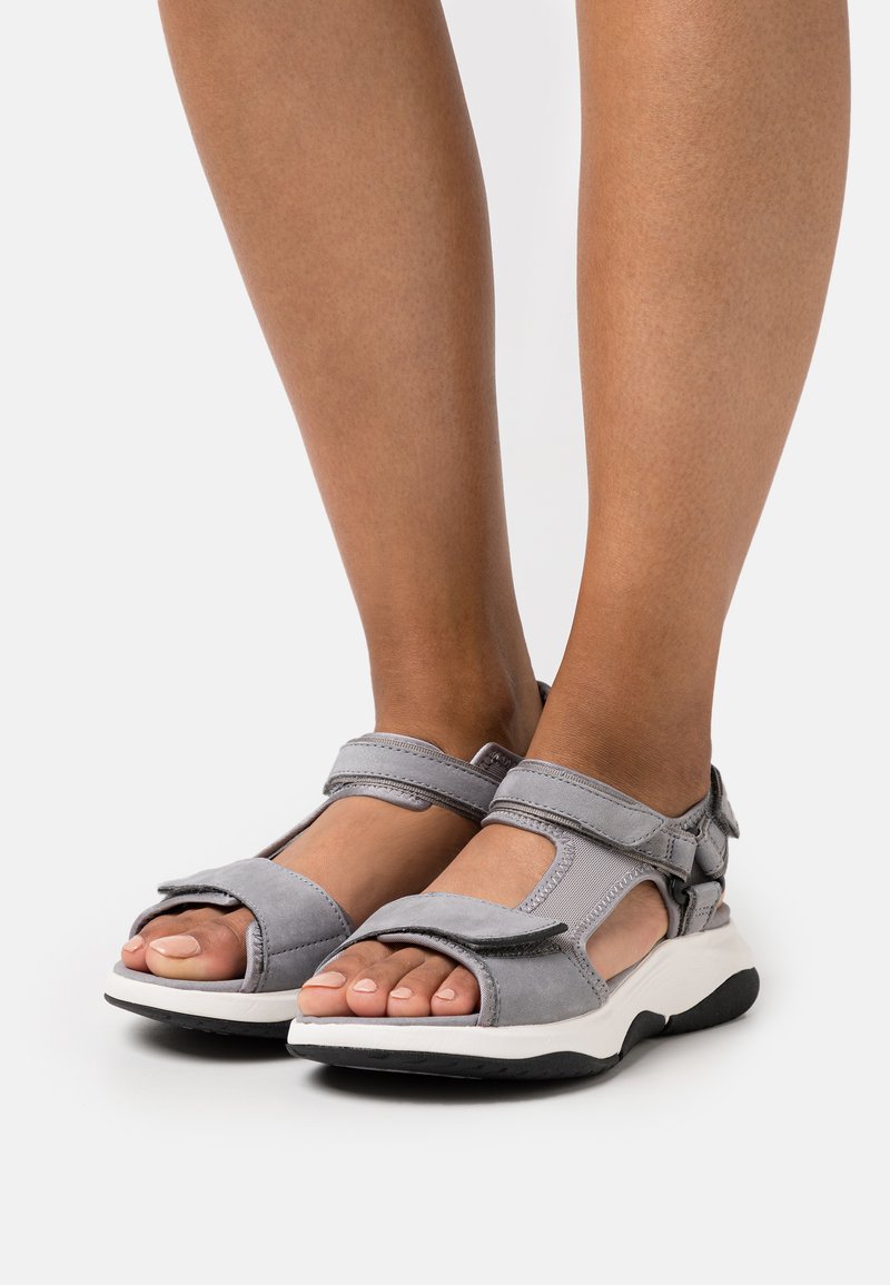 Clarks WAVE SKIP Walking sandals grey Zalando.de
