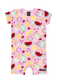 Rosa Kurzarm-Overall mit einem Obstmuster, das Wassermelonen, Zitronen, Birnen und Erdbeeren zeigt. Aus biologische Baumwolle gefertigt. Druckknöpfe im Schritt.