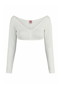 Weißes langärmeliges Crop-Top mit V-Ausschnitt, strukturiertem Strickmuster und tailliertem Design; enthält ein Markenschild am Ausschnitt.