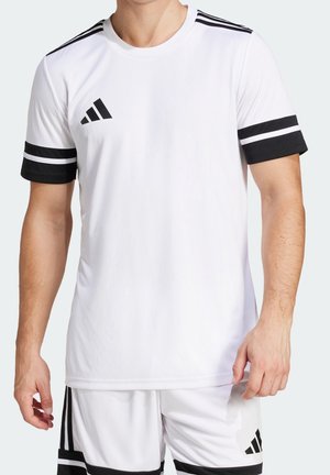 Weißes Sport-T-Shirt mit schwarzen Akzenten und Streifen an den Ärmeln; zeigt das Adidas-Logo auf der linken Brust. Hergestellt aus atmungsaktivem Stoff.