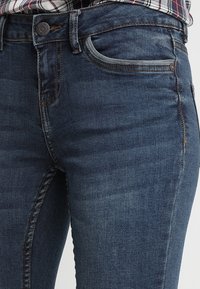 Noisy May Petite Skinny džíny - dark-blue denim