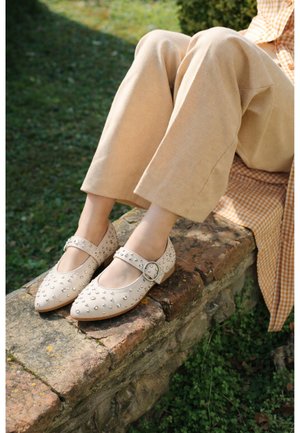 Derimod Babies - beige
